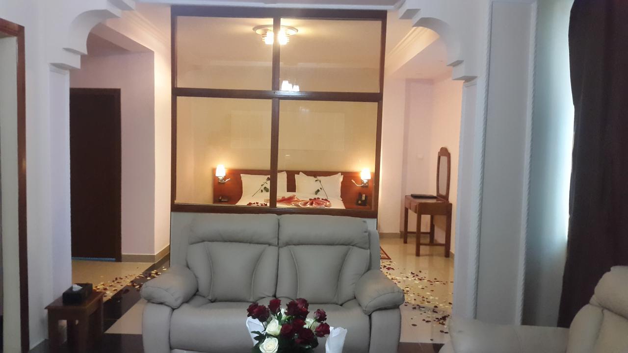 C Fun Addis Hotel Exterior foto