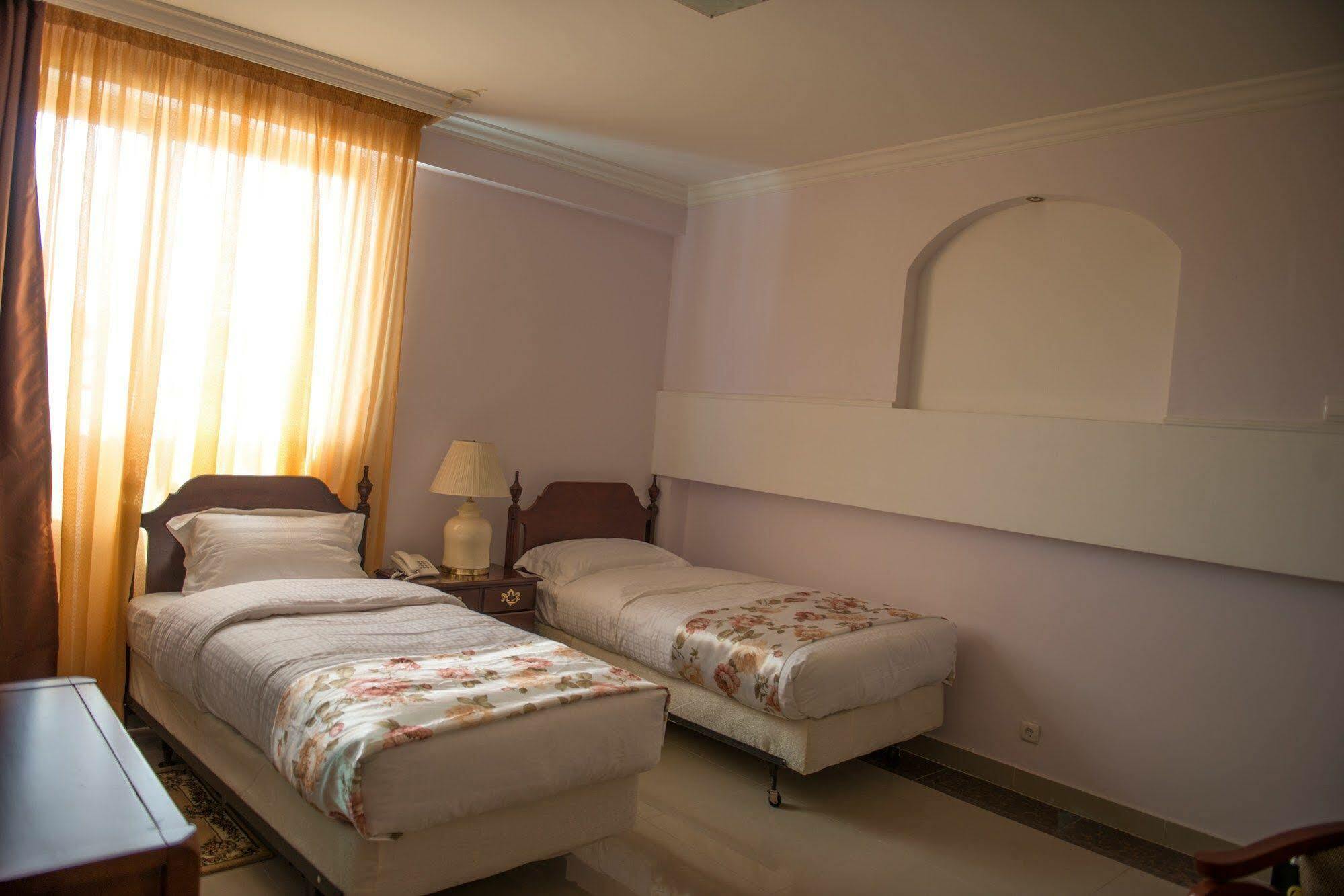 C Fun Addis Hotel Exterior foto
